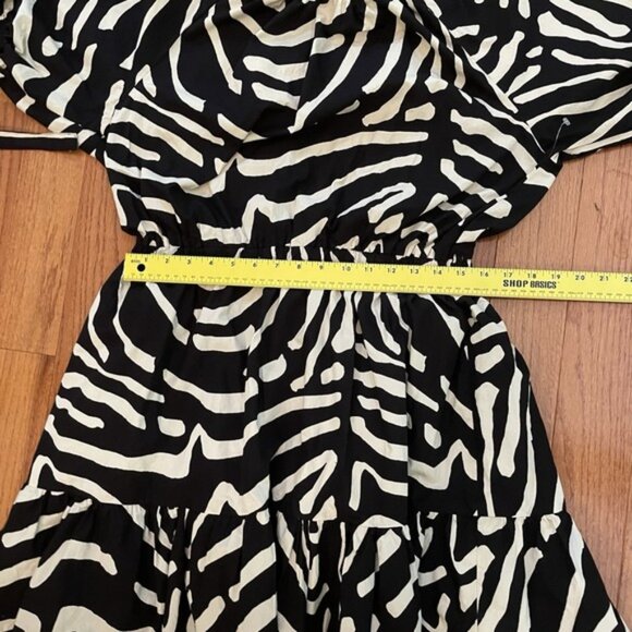 Oliphant Dress Tan And Black With Belt Stretch Waist - Picture 6 of 8